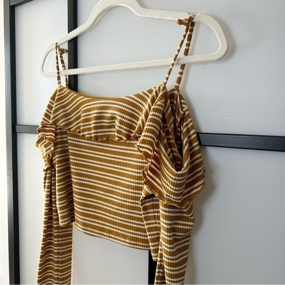 [L] Forever 21 Golden Mustard Yellow & White Striped Long Sleeve Crop Top - Picture 4 of 9